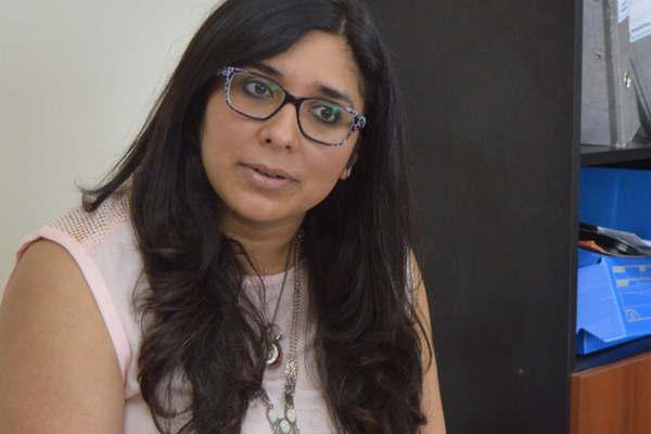 Violoacute a su hija  de los 13 a los 15 antildeos en el monte