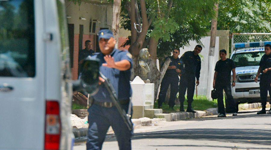 Abandonada por sus padres una adolescente buscoacute cobijo en el tiacuteo pero acaboacute violada y embarazada