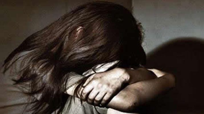 Dramaacutetico- una nena de 11 antildeos intentoacute asfixiar a sus dos hermanos bebeacutes