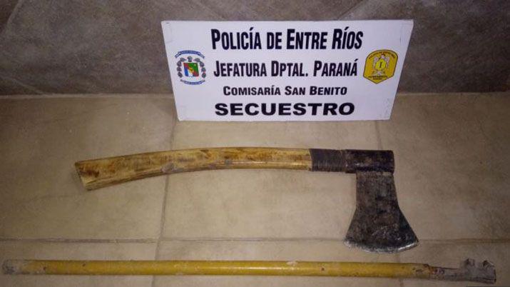 Golpeoacute a su pareja y atacoacute con un hacha y un cantildeo de metal a la policiacutea