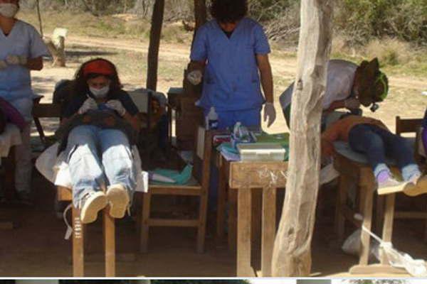 Alumnos y docentes de Odontologiacutea de la Universidad Nacional de La Plata prestaraacuten servicios en el interior