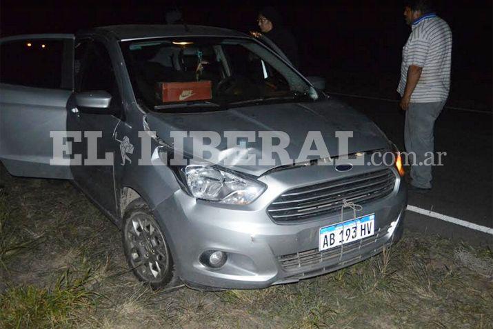 Los ocupantes del auto salieron ilesos del violento choque