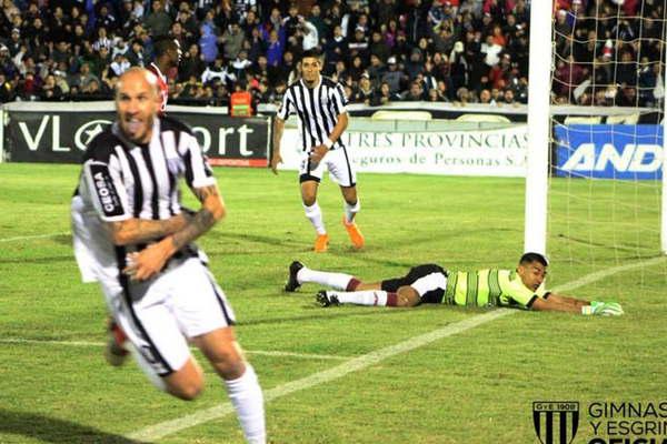Gimnasia de Mendoza ascendioacute al Nacional B
