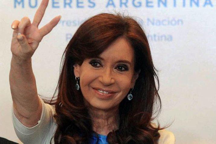 La senadora nacional empleó las redes sociales para responderle al presidente