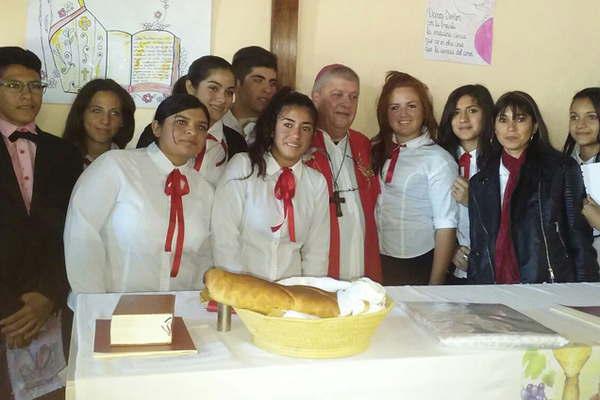 Mons Martiacutenez Ossola confirmoacute a adolescentes de Pozuelos y Vinaraacute