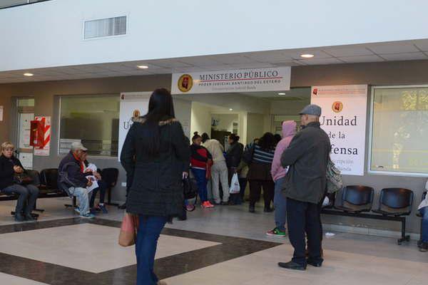 Le propinoacute una paliza a su pareja y la lesionoacute con un cuchillo porque se negoacute a darle dinero