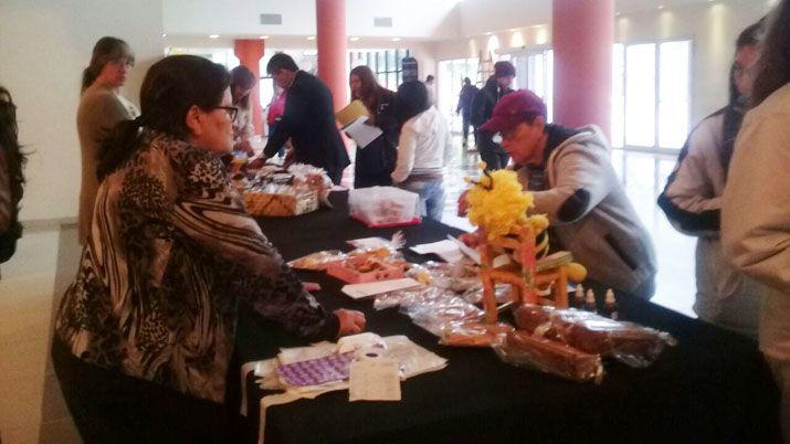 Hubo muestras degustacioacuten y charlas en el marco de la Semana de la Miel