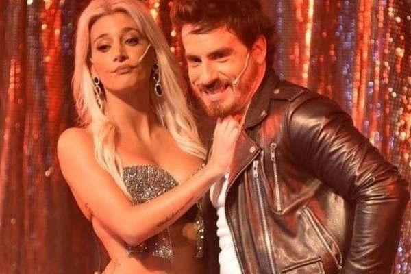 Sol Peacuterez- Vivo sola y la verdad es que no estaba en mi casa el saacutebado estaba en Puerto Madero y no con Fede Bal 
