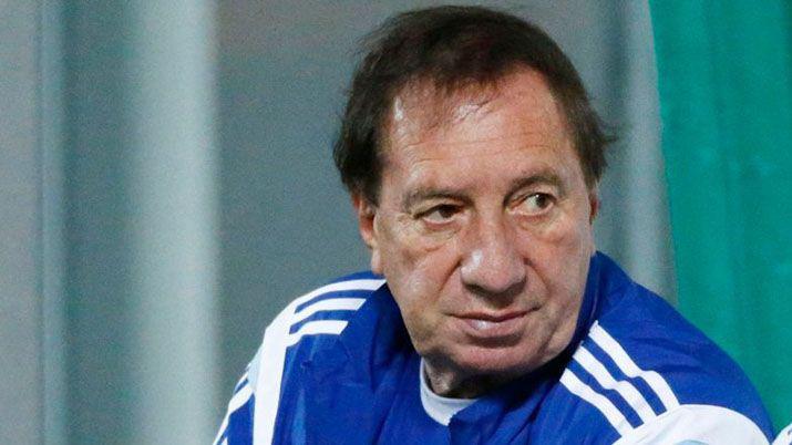 Bilardo fue internado por un fuerte malestar y un cuadro depresivo