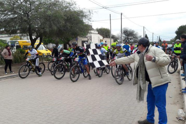 En Choya se disputa la tercera fecha del Campeonato Anual de Mountain Bike 