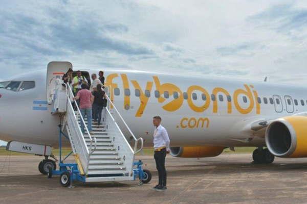 Tres aeroliacuteneas de bajo costo conectaraacuten a Santiago con Buenos Aires y Coacuterdoba