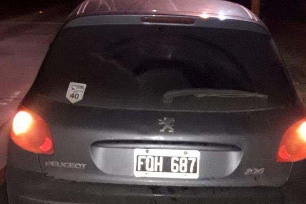 Interceptan a misioneros que viajaban en auto robado con 25000