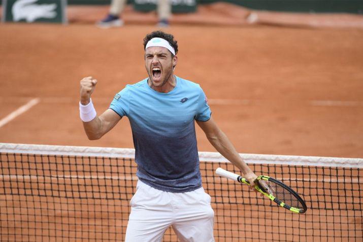 El italiano Marco Cecchinato ganó una épica batalla contra el ex N 1 del ranking ATP