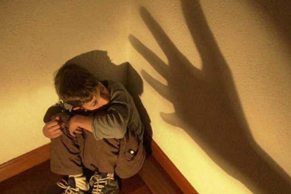 En Santiago maacutes nintildeos se animan a denunciar maltrato infantil