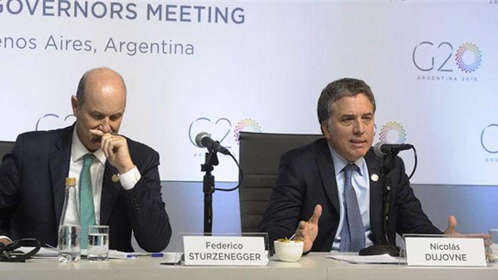 Ministros anuncian detalles del acuerdo con el FMI