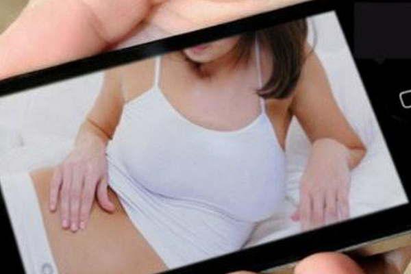 Un individuo se filmoacute abusando de la hija de su cuntildeada de apenas 11 antildeos