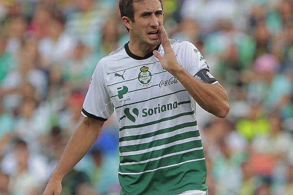 Izquierdoz a un paso de acordar su viacutenculo 