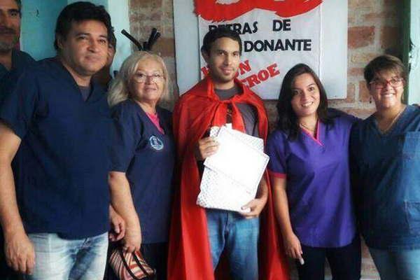 En Santiago crecioacute considerablemente el nuacutemero de donantes voluntarios de sangre