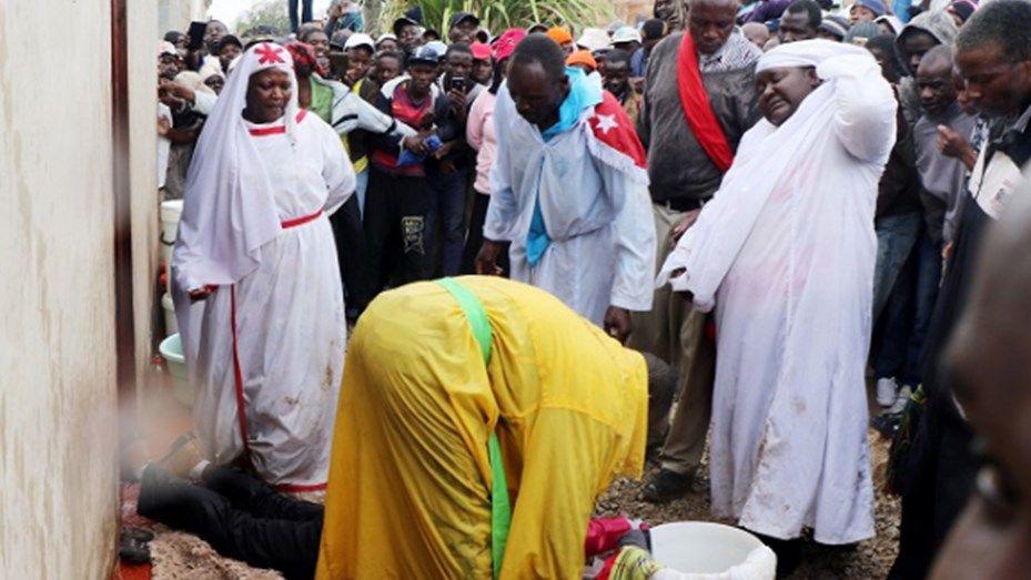 La supuesta captura de un duende que se viralizoacute en las redes