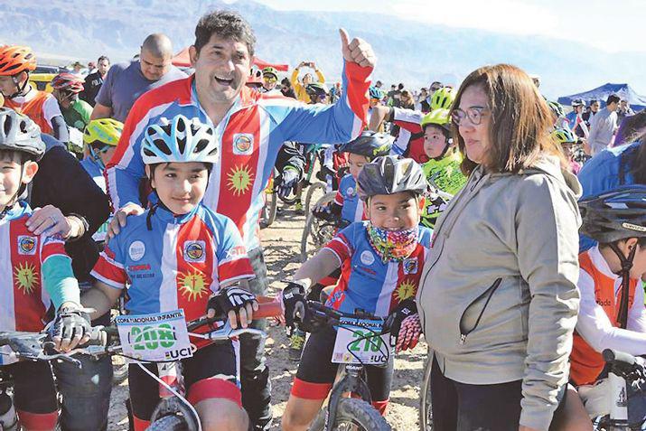 El mountain bike infantil cosechoacute varios podios en el Campeonato Argentino en Santa Mariacutea