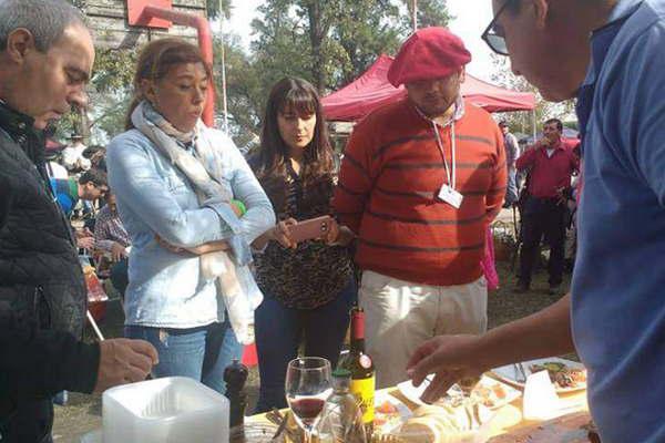 Conocido chef termense se consagroacute ganador de un concurso de Asadores de Vaciacuteo 