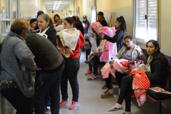 Por la ola polar se triplicaron los casos de gripe y afecciones respiratorias en los nintildeos