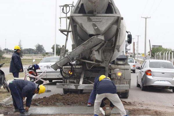 La comuna continuacutea con trabajos de mejoras en distintos barrios