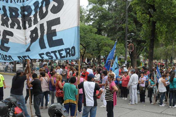Movimientos sociales acompantildearaacuten el paro nacional de la CGT del 25 de junio