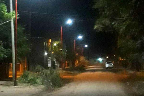 Pampa de los Guanacos incorporoacute iluminacioacuten LED en calles de la ciudad
