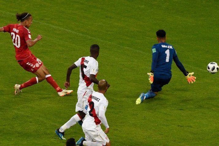 Un remate de Poulsen terminó por poner cifras finales al encuentro