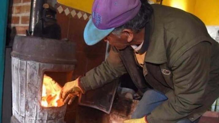 Cuatro personas fueron asistidas tras intoxicarse usando un brasero