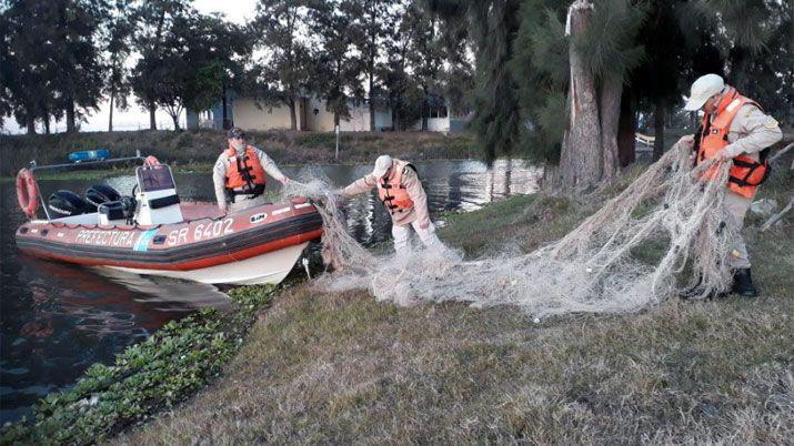 Secuestran redes en aguas del embalse Riacuteo Hondo