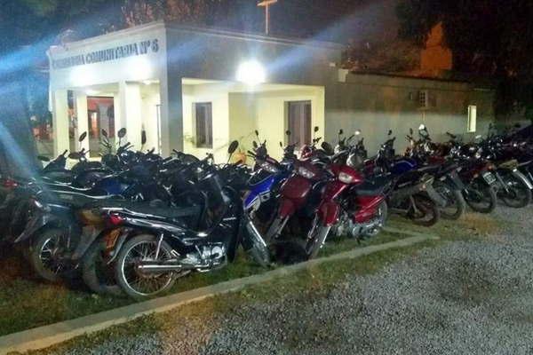 Secuestran 75 motocicletas  en amplio despliegue policial
