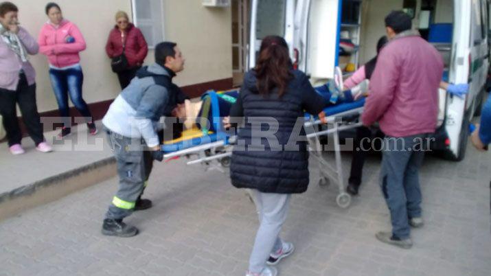 Motociclistas sufrieron graves heridas tras chocar una camioneta