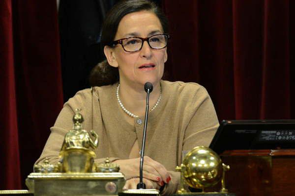 Presidenta del Senado Gabriela Michetti  