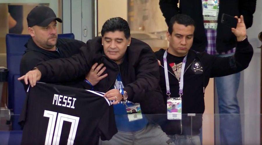 Video Maradona- Hay que dejar la Play y agarrar un Graacutefico viejo