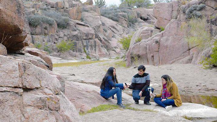 Recuerdos de infancia de asados y tardes de mate a orillas del agua en El Cajoacuten