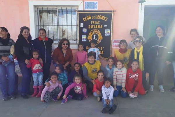 Entregaron donaciones para familias de la escuela Pedro Medrano de El Tasial 