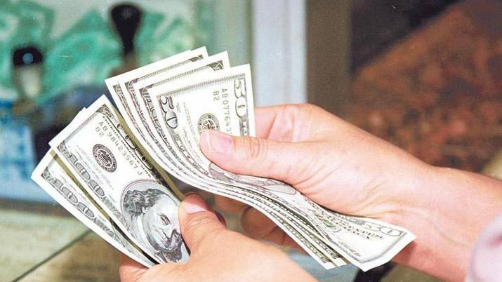 El billete sumó su tercera baja en fila en agencias y bancos 