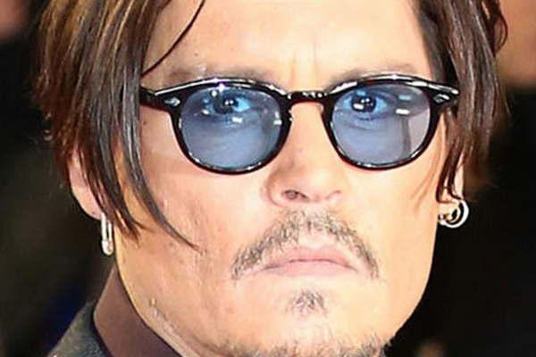 Johnny Depp tiene a su hijo de 16 antildeos con graves problemas de salud 
