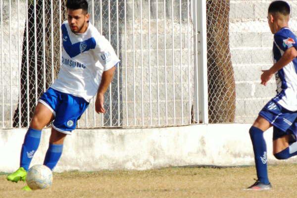 Sarmiento cortoacute la racha y dejoacute sin invicto al Fortiacuten