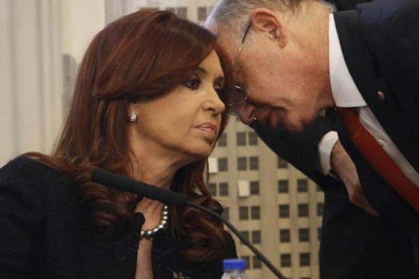 Caso Nisman- analizan los llamados que incluyen a Cristina Kirchner