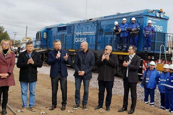 Mauricio Macri habilitoacute 500 km del ferrocarril Belgrano Cargas