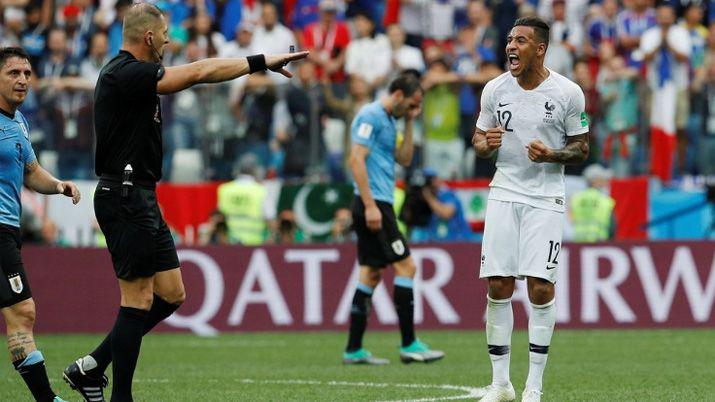 Francia vencioacute a Uruguay y es el primer semifinalista