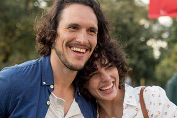 El galaacuten argentino Juan Sorini llega a la pantalla internacional de Sony con historias de amor 