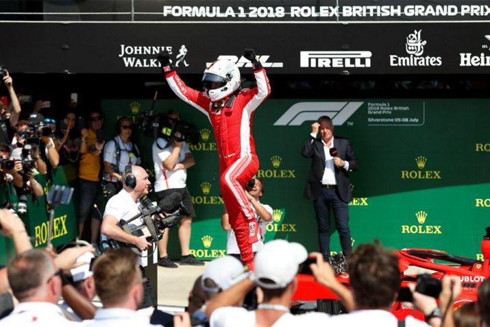 El piloto alemn Sebastian Vettel (Ferrari) y su festejo en Silverstone