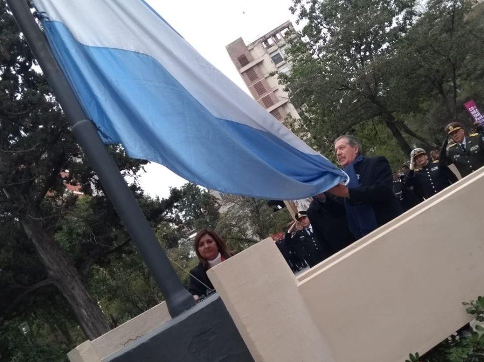 Autoridades participaron del acto por los festejos del 9 de julio