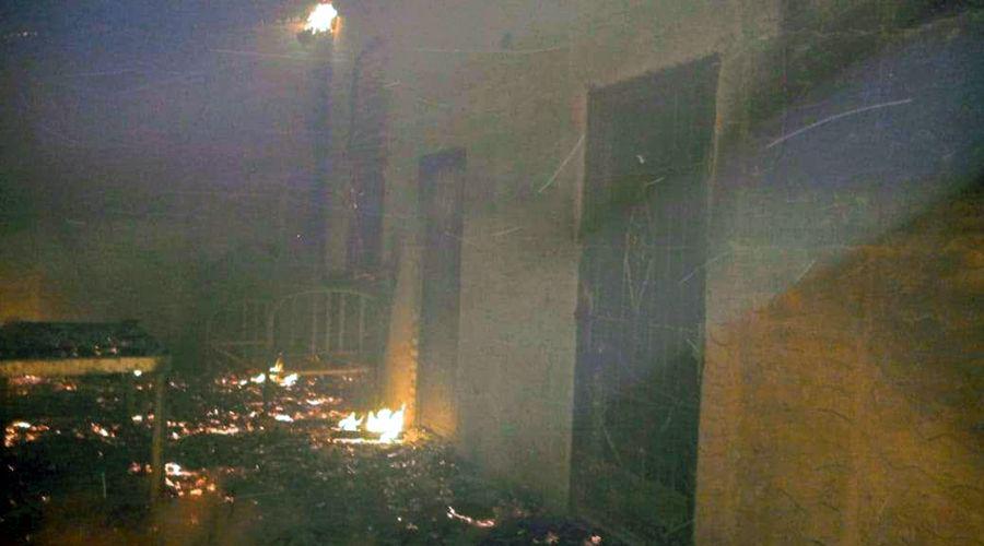 Dejaron solo al hijo de 3 antildeos en la casa y murioacute al incendiarse la vivienda