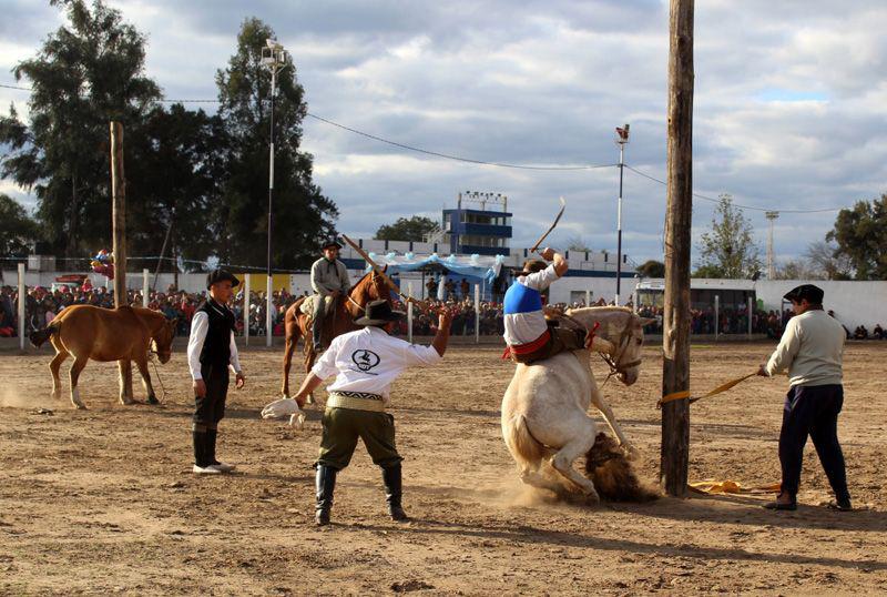 San Ramoacuten celebroacute su aniversario con doma folclore  y la inauguracioacuten de obras