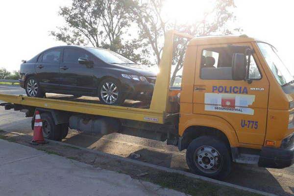 Ex comisario ebrio se fugoacute y terminoacute incrustado en una zona montuosa